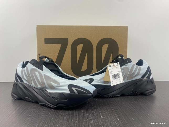 Tint GZ0711 Adidas MNVN Yeezy Boost 700 Blue 0811